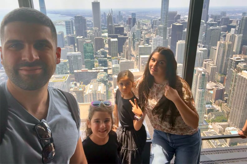 the-ozmen-family-in-front-of-the-Chicago-IL- skyline